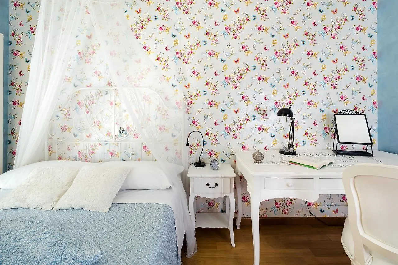 Villa Luce Letojanni 0*,  Italy