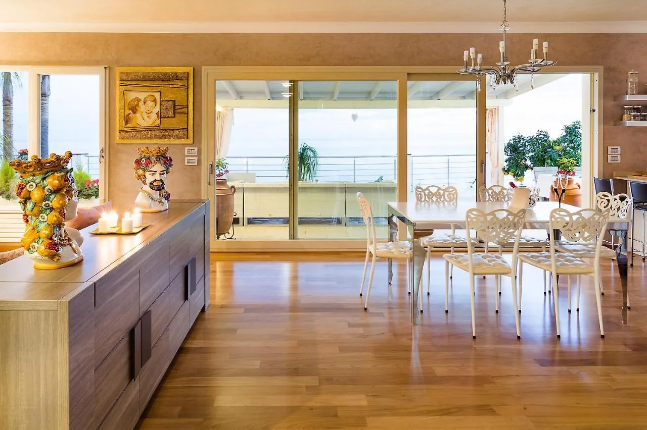 Villa Luce Letojanni Italy