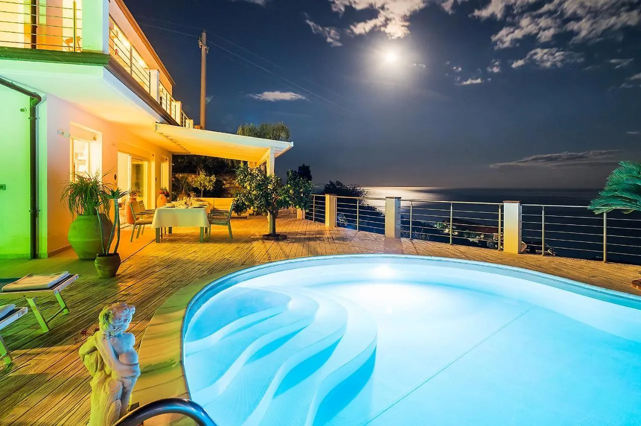 Villa Luce Letojanni